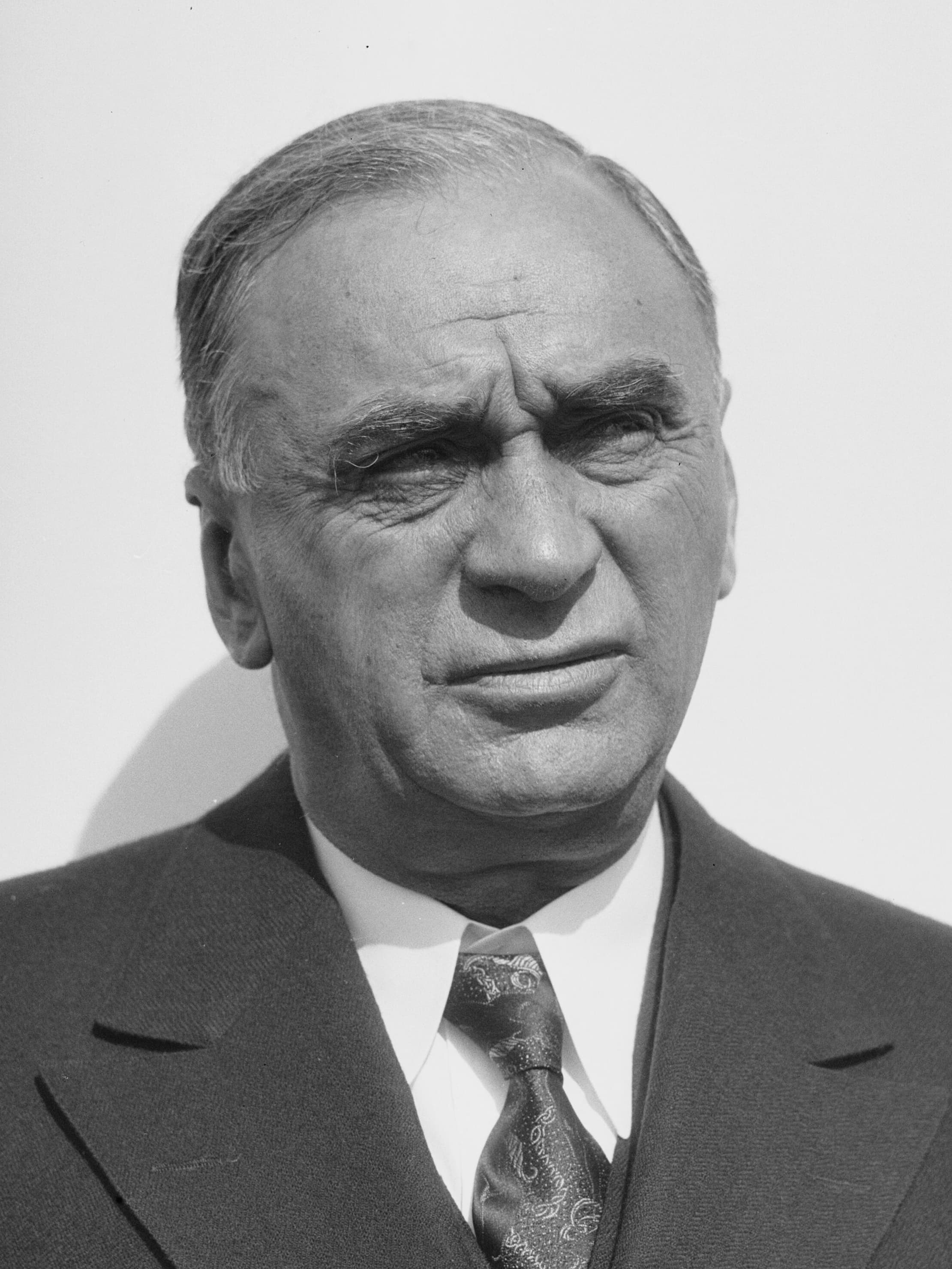 Black-and-white close-up portrait of Samuel Zemurray, head and shoulders, 1934
